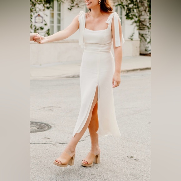 Reformation Twilight Dress in Ivory White Sleeveless Midi - Picture 7 of 7